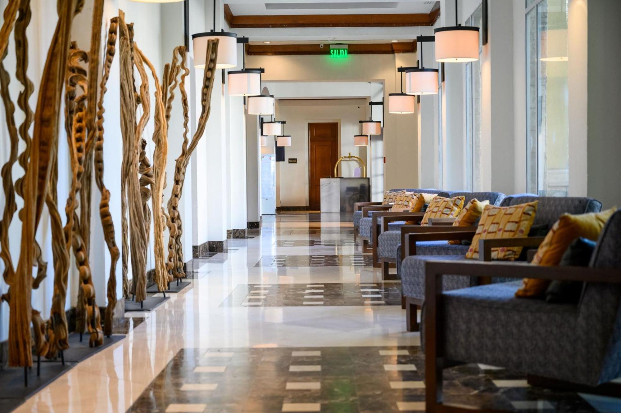 Real Intercontinental Metrocentro Managua, an IHG Hotel Esterno foto
